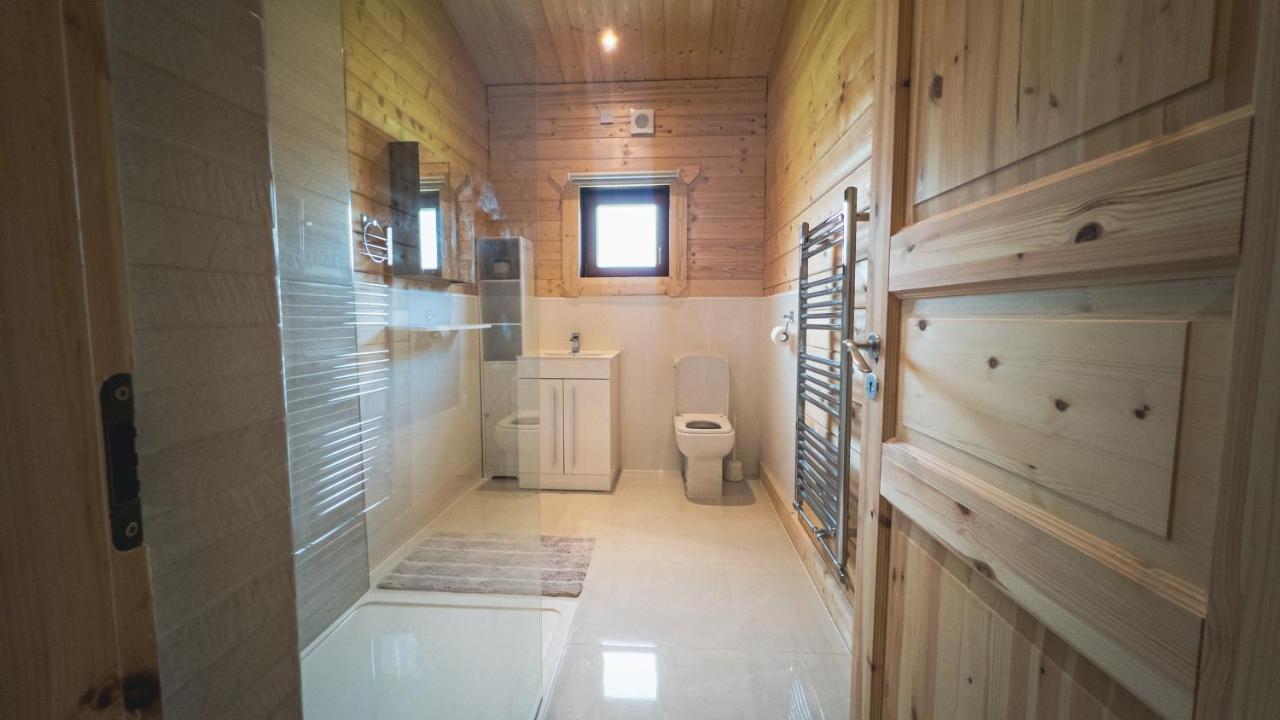 Sundance Lodge, Fantastic New Cabin With Hot Tub - Sleeps 6 - Largest In Felmoor Park Морпет Экстерьер фото