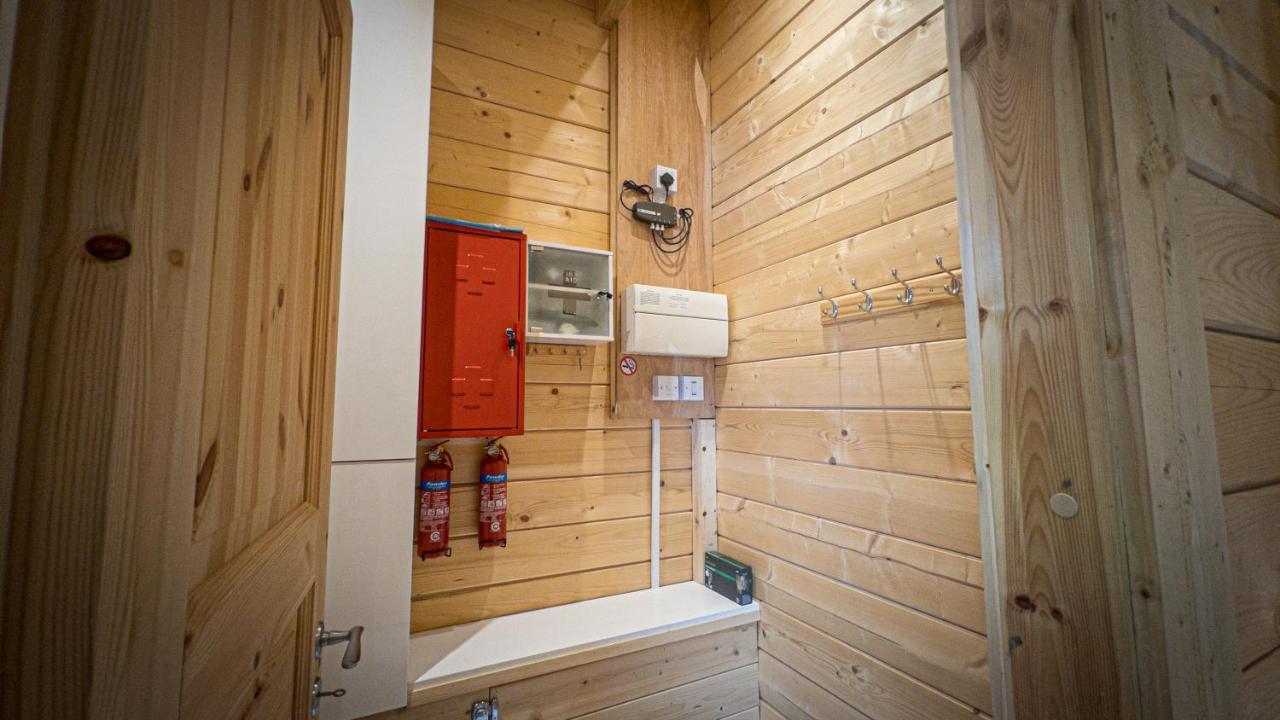 Sundance Lodge, Fantastic New Cabin With Hot Tub - Sleeps 6 - Largest In Felmoor Park Морпет Экстерьер фото