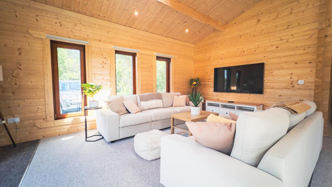 Sundance Lodge, Fantastic New Cabin With Hot Tub - Sleeps 6 - Largest In Felmoor Park Морпет Экстерьер фото