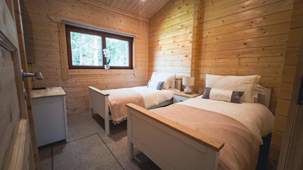 Sundance Lodge, Fantastic New Cabin With Hot Tub - Sleeps 6 - Largest In Felmoor Park Морпет Экстерьер фото